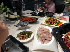 -围炉·川味鲜货火锅(万达珍珠坊店)