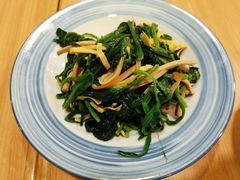 鸡蛋干拌菠菜-宏状元现熬粥·京味菜(三里河店)