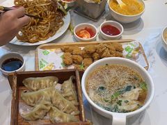 -花少爷·鲜虾干贝粥(延安万达店)