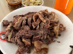 驴肉拼盘-闫家驴肉老店(华电一校店)