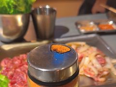 -围炉肉舍•炭烤活鳗•丹东海鲜烤肉(步行街店)