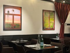 -LESCEDARS Brasserie Bistro香柏树