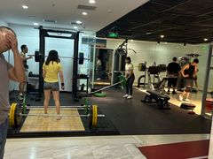 -宝力豪健身(中粮广场店)