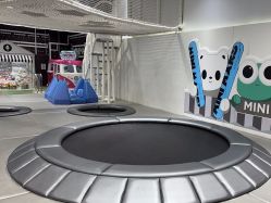 -MINI MARS KIDS CLUB亲子家庭中心(长宁天山店)