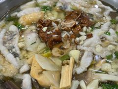 -金良酸菜鱼(宁海路总店)