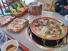 -阿婆情腊排骨火锅(金虹路店)