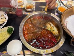 -廖掌柜·重庆鲜货火锅(上海首店)