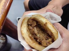 牛肉烧饼普通版-穆得·老周家牛肉烧饼(普利街店)