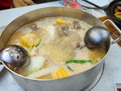 -肥仔文澳门猪骨煲(南京西路店)