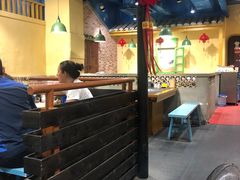 大堂-两三事小郡肝串串香火锅(桂庙店)