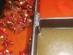 小嫩牛专利T型锅（一锅三吃）-热火朝天鲜切牛肉火锅(南强街巷店)