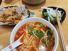 -三千粉牛肉米粉(来客茂店)