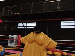 -嘿哟动霸CHUA·新潮玩运动娱乐中心·蹦床滑冰团建乐园