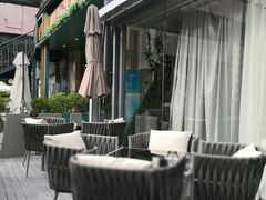 露天位-野萃山·潮汕厚果汁(十亩地店)