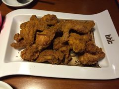 -BHC炸鸡(明洞总店)