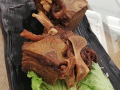 -衡哥肉铺