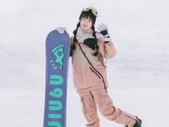 -鳌山滑雪度假区