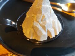 熔岩红茶火山-喜洲吧·江畔老船厂·庭院餐厅(喜临院店)