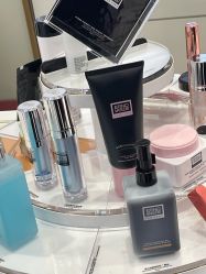 -奥伦纳素Erno Laszlo