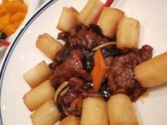 脆皮鲜奶拼蚝油牛肉-和记小菜(东方店)