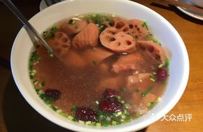 Braised Lotus Root Soup in Clay Pot