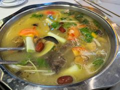 -牛得很·鲜牦牛肉烧烤·牛羊肉菌汤锅(康定店)