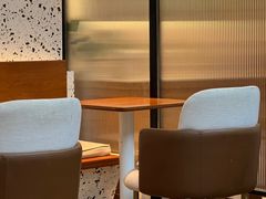 -Line来恩咖啡(石厦花园店)