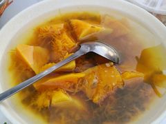 -兔行天下-鸿鹤鲜锅兔(中海国际店)