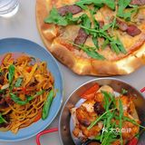 向日葵在成都｜广场上喷泉旁日落里的浪漫约会餐厅⛲️