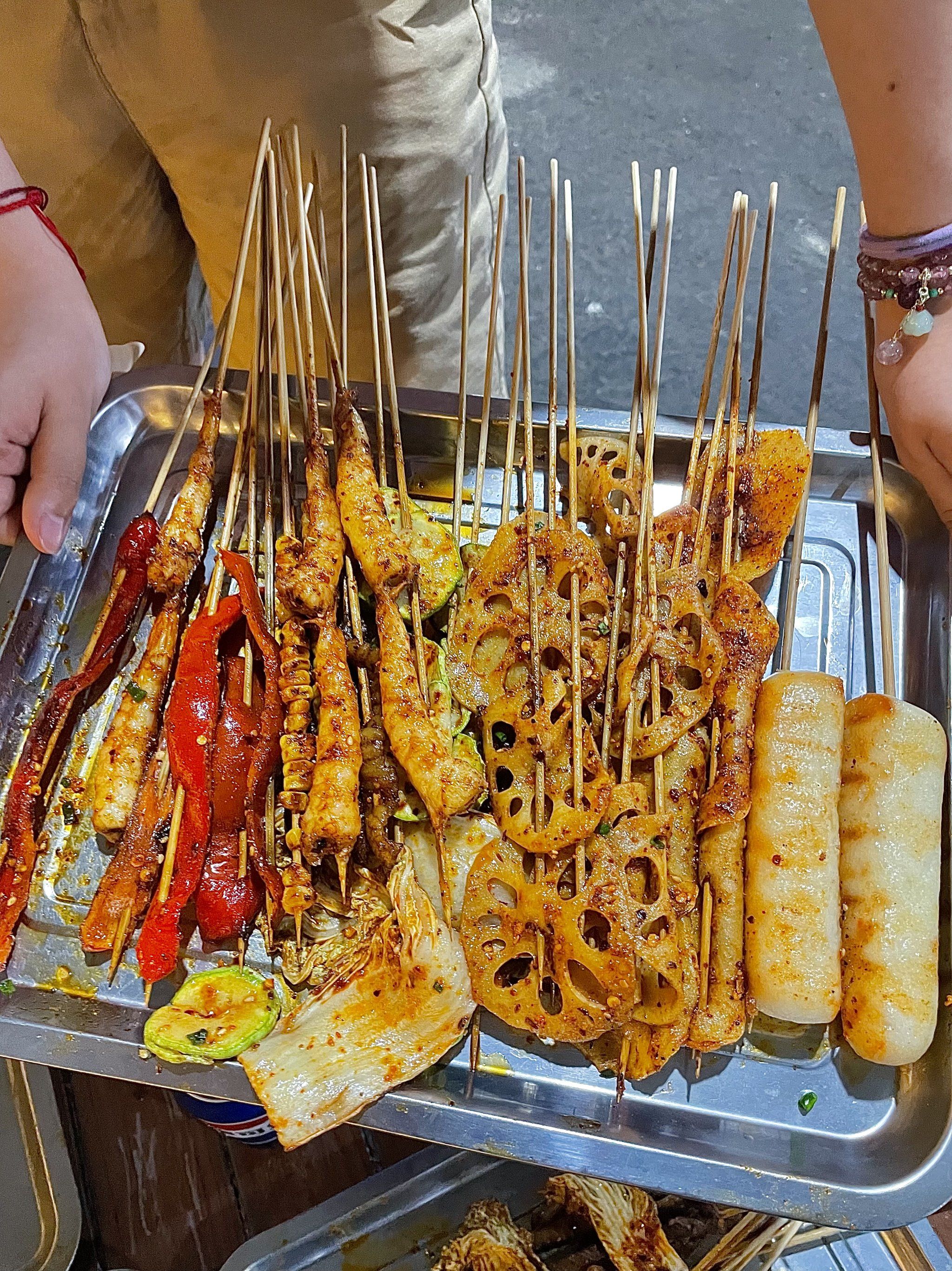 什么都不服,就服这家烧烤!