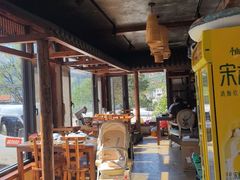 -崂山水果园农家宴(泉水鸡店)
