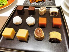 -皇城根·鲁菜济南菜·吊炉烤鸭·炒鸡鱼头(济南旗舰店)