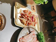 -围炉肉舍丹东海鲜烤肉·烤活鳗(步行街店)