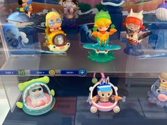 -泡泡玛特POPMART(东直门来福士店)