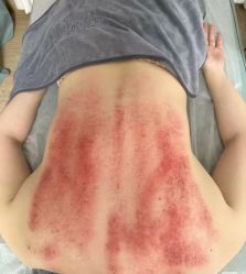 点击看大图 -智丽佳人祛斑祛痘美容美体