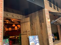 门面-岔巴精酿啤酒餐吧(南屏街店)
