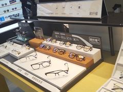 -LOHO眼镜(上海市浦江万达店)