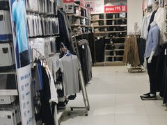 -优衣库(青岛伟东乐客城店)