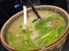 蒙自过桥米线-南蛮子(进贤路店)