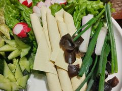 -95号酱骨·一块豆腐(展春园西路店)