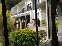 -谷丰健康凤贤居酒家