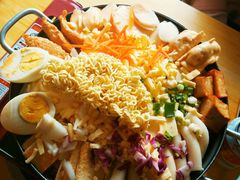 芝士年糕锅-欧巴来了韩式料理