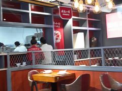 -周鱼小馆石锅酸菜鱼(活力汇店)