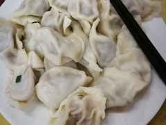 -孖妹上肉饺子馆