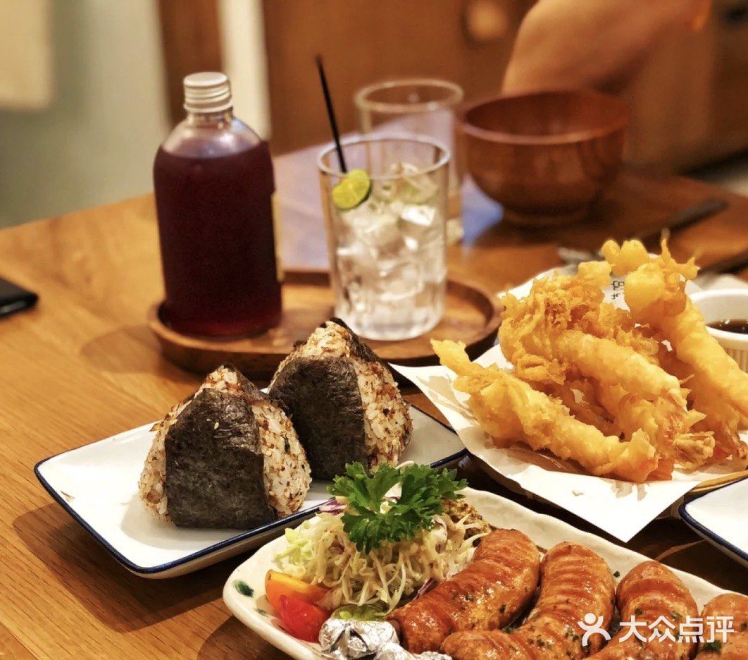 真的太好吃啦，贴心的点是 锡纸包的地方是骨头可以当手柄