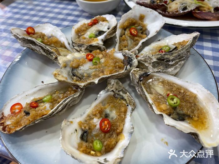 来之顺海鲜菜馆·青岛菜(栈桥店)特色烤生蚝图片