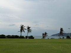 -三亚亚龙湾瑞吉酒店·宴悦Driftwood·游水海鲜·牛排·草坪·私人定制