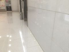 -上海世茂广场(南京东路店)