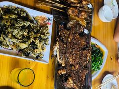 特色炭烤虹鳟鱼-俺家菜馆(百里峡店)