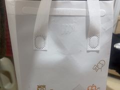 -喜茶(北京华贸购物中心店)